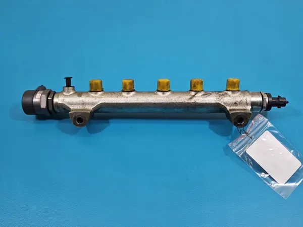 Capteur de rampe d'injection OEM 0445214085 Hyundai Tucson image 3