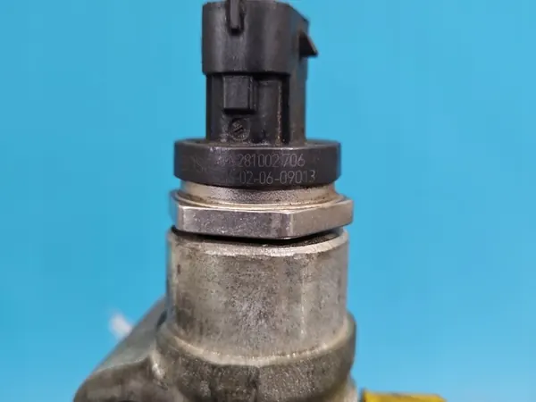 Capteur de rampe d'injection OEM 0445214085 Hyundai Tucson image 7