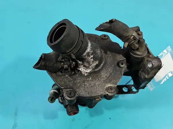 Servostyrningspump Ford Mondeo Mk3 2.0 TDDI image 8