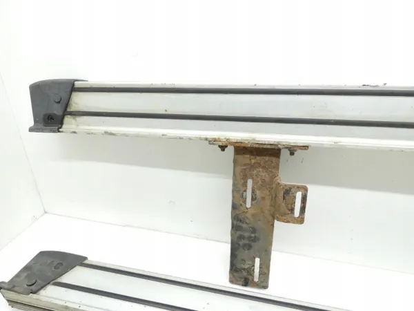 OEM 18016656271 Sidosteg för Skoda Yeti 5L 2010-2017 image 3
