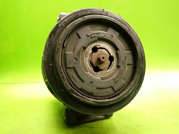 Ilmastointikompressori VW CRAFTER I 2.5 TDI 2008 OEM image 10