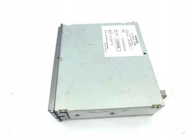 Nissan 350Z CD-byttare OEM B8280CD880 - Begagnad image 3