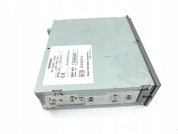 Nissan 350Z CD-byttare OEM B8280CD880 - Begagnad image 4