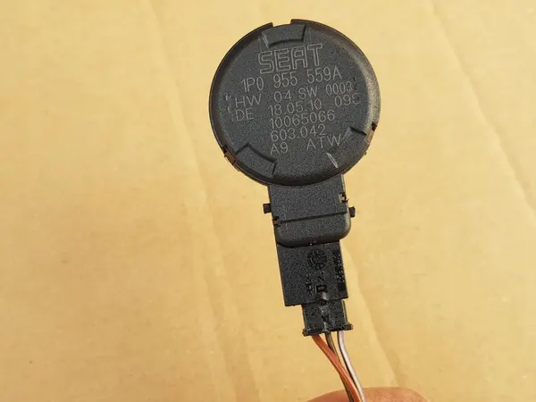 Capteur de pluie / SEAT LEON II - ALTEA XL - TOLEDO III - 1P0955559A image 3