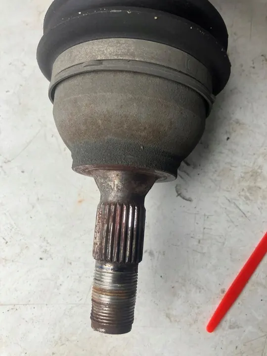 Arbre de transmission gauche Citroen C4 II B7 1.6 Blue HDI image 3