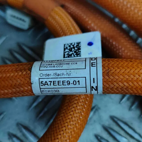Cabo carregamento bateria BMW OEM 5A7EEE9 - Usado image 9