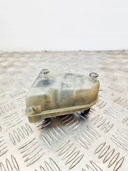 Bremsflüssigkeitsbehälter OEM 0004301102 für Mercedes image 5