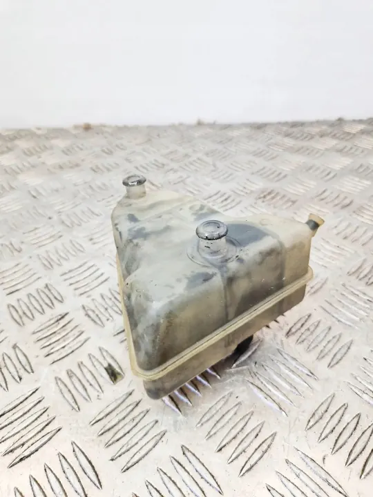 Bremsflüssigkeitsbehälter OEM 0004301102 für Mercedes image 8