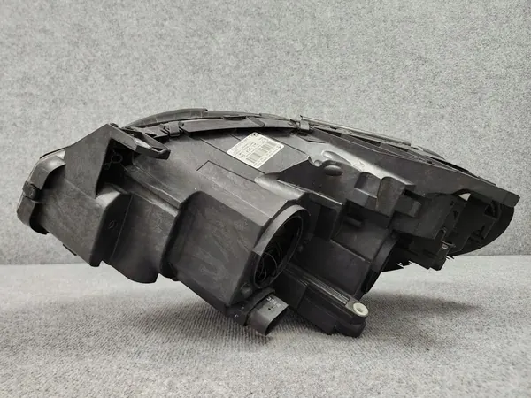 Voorste Rechte Koplamp - Mercedes B-Klasse W246 2011-2014 image 10