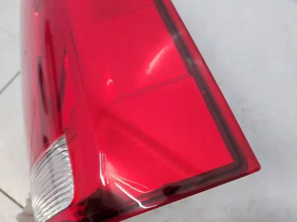 Lanterna traseira direita VW Transporter T6 Lift image 4