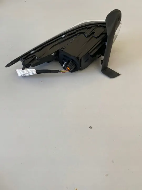 Luz Trasera Derecha Peugeot 308 III, 408 image 3