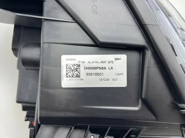 NISSAN JUKE II F16 VASEN ETU LED VALO OEM 2019- image 4