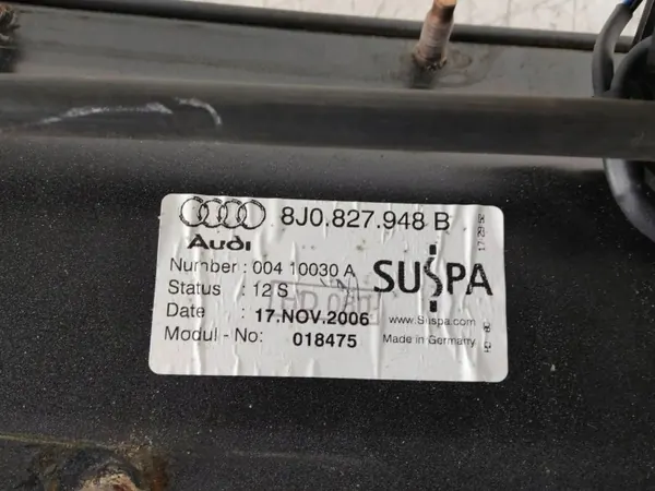 Audi TT kofferbakspoiler OEM 8J0827948B - Gebruikt image 6