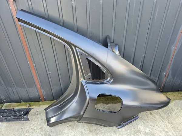 Takakansi vasen puoli OEM 9Y3809492C Porsche Cayenne image 2