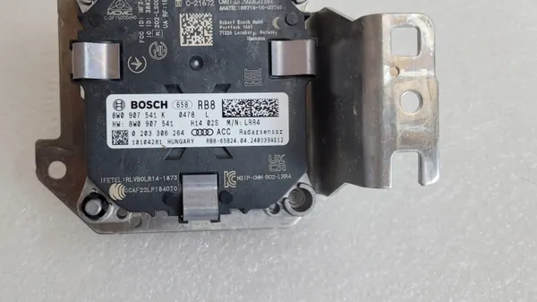 Sensor Radar ACC Esquerdo OEM 8W0907541K Audi A4 B9 A5 image 3