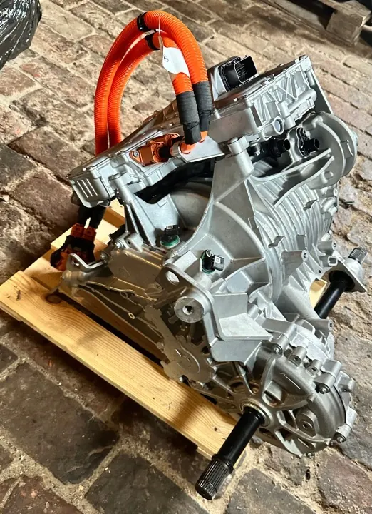 Mercedes-Benz EQC elektromotor OEM A2933405000 image 2