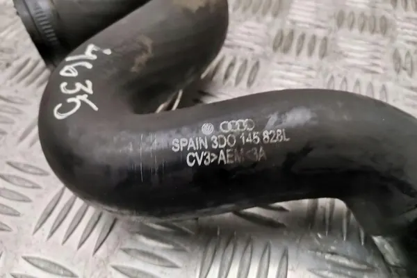 Tubería de intercooler AUDI A4 AVANT 1.9L Diésel 2002 OEM image 2