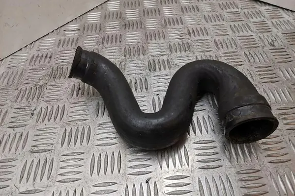 Tubería de intercooler AUDI A4 AVANT 1.9L Diésel 2002 OEM image 3