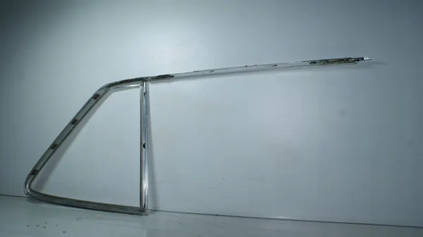 Mercedes Hardtop Kromilista OEM 1076980701 image 7