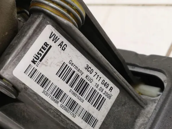 Levier de Vitesse OEM 3C0711049R pour VW Passat B6 image 3
