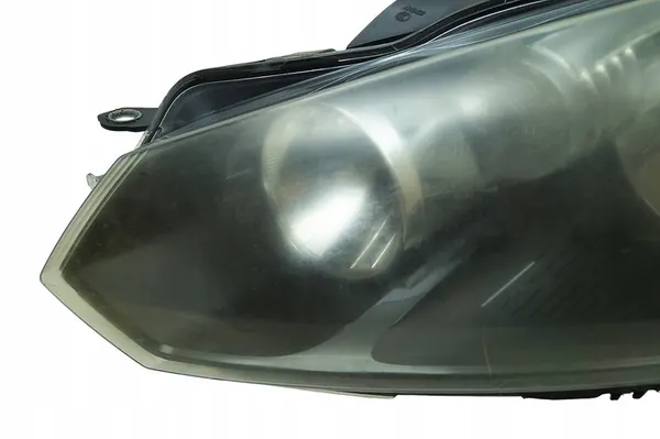 Farol dianteiro esquerdo VW Golf VI 5K1 image 2