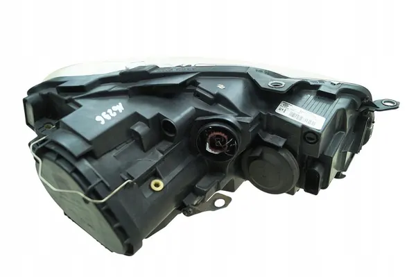 Farol dianteiro esquerdo VW Golf VI 5K1 image 6