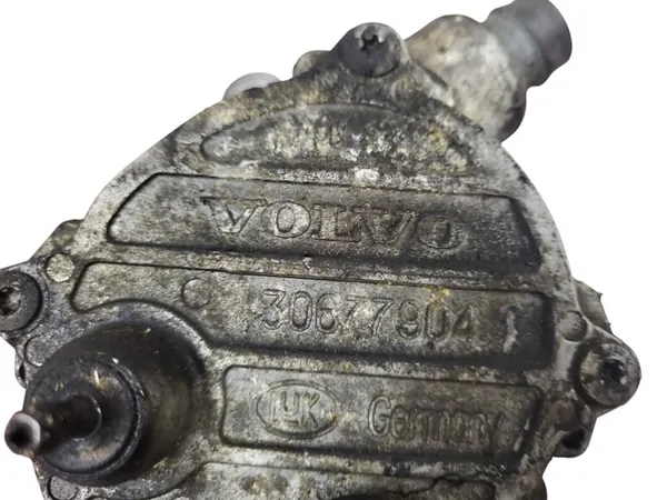 Imupumppu VOLVO V70 III 2.4L Diesel 2006 OEM 30677904 image 4