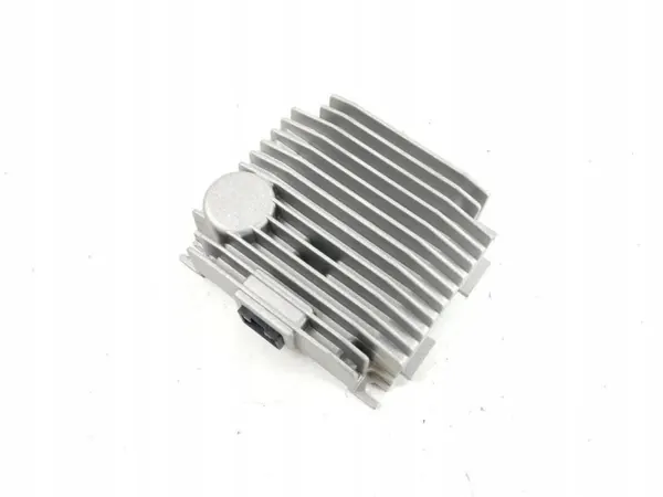 Porsche Taycan Audio-Verstärker OEM 9J1035446H image 2