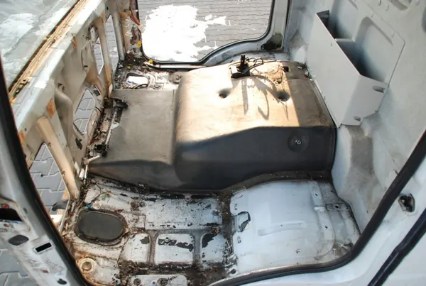Cabina nua Iveco OE para Eurocargo III 2008-2015 image 4