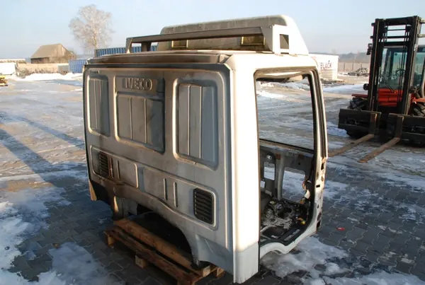 Cabina nua Iveco OE para Eurocargo III 2008-2015 image 7