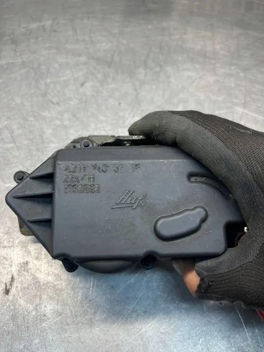 Bagagelås MERCEDES-BENZ E T-MODEL A2117400535 image 3