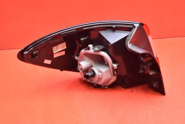 Höger bakljus Renault Captur 2013-2017 265502731R image 3