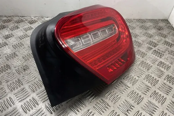 Lámpara trasera derecha MERCEDES-BENZ A (W176) A1769062400 image 5