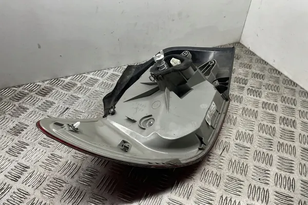 Lámpara trasera derecha MERCEDES-BENZ A (W176) A1769062400 image 8