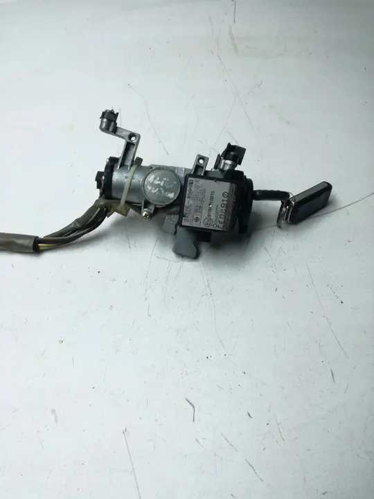 Interruptor de Ignição Suzuki 3397080G01 OEM 7109982 image 1