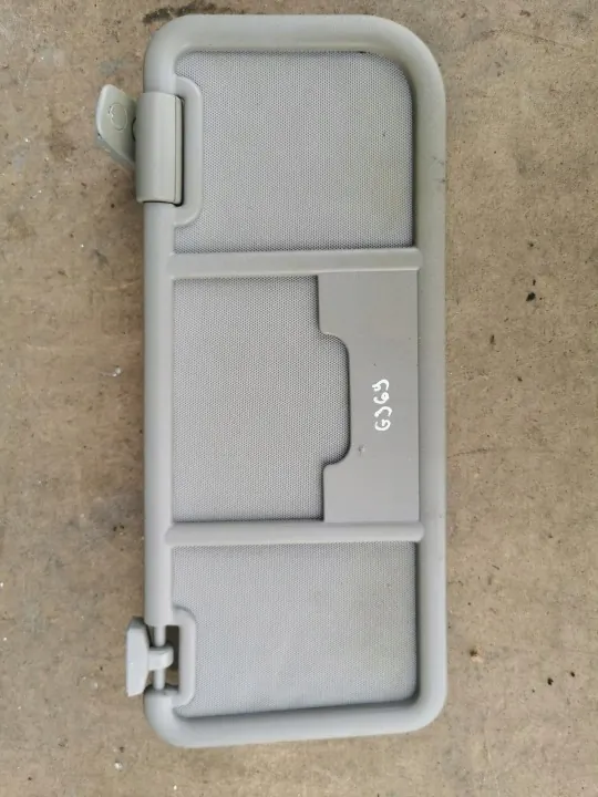 Vasen aurinkovarjo OEM 8Z0857551M Audi A2 1999- image 2