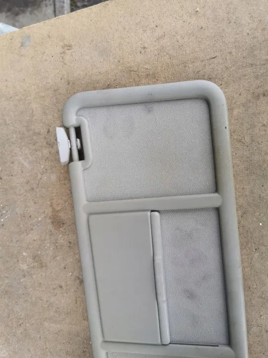 Vasen aurinkovarjo OEM 8Z0857551M Audi A2 1999- image 3