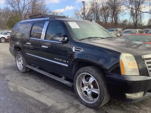 Drivaxel Suburban Yukon Tahoe Escalade 2007- image 6