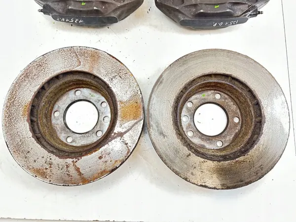 Remschijven & remklauw set OEM 209286062A Gebruikt image 9