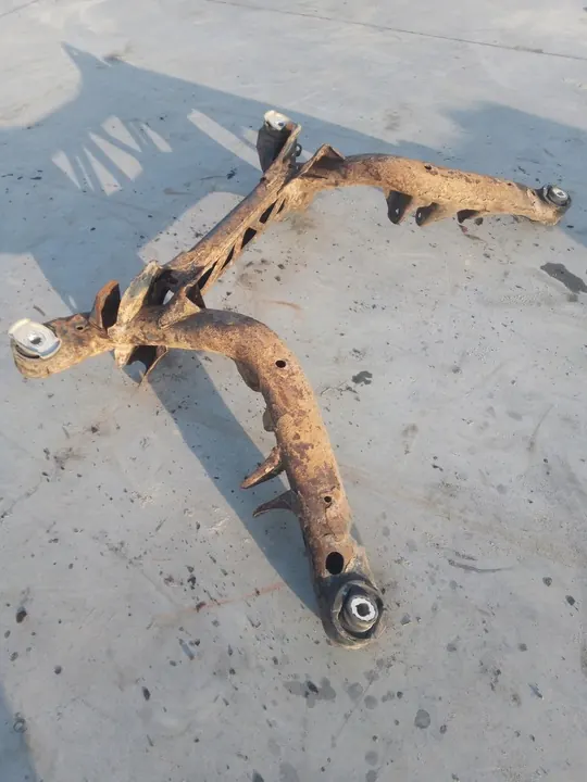 Traversa di Sospensione Posteriore Audi A4 B8 A5 8T 1.8 TFSI 2.0 TDI image 10