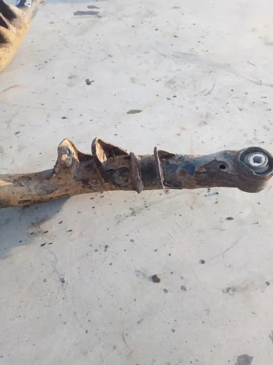 Traversa di Sospensione Posteriore Audi A4 B8 A5 8T 1.8 TFSI 2.0 TDI image 3