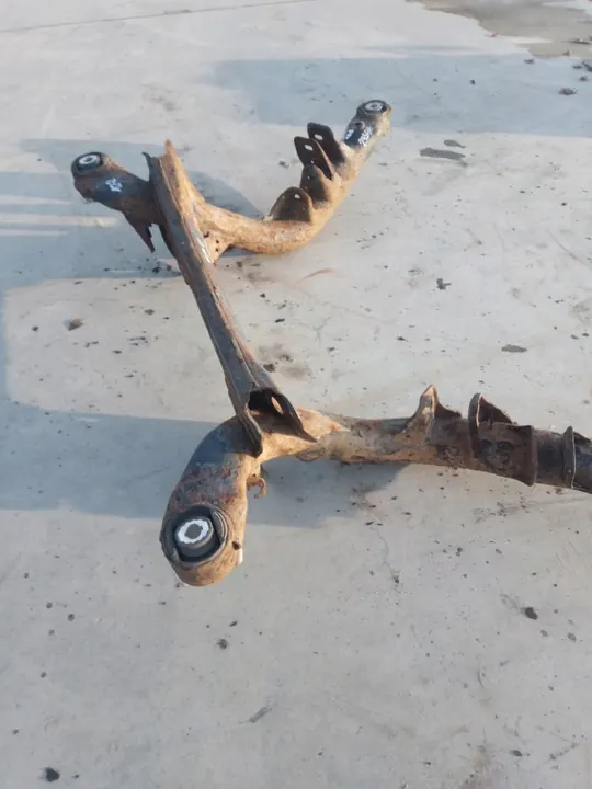 Traversa di Sospensione Posteriore Audi A4 B8 A5 8T 1.8 TFSI 2.0 TDI image 4