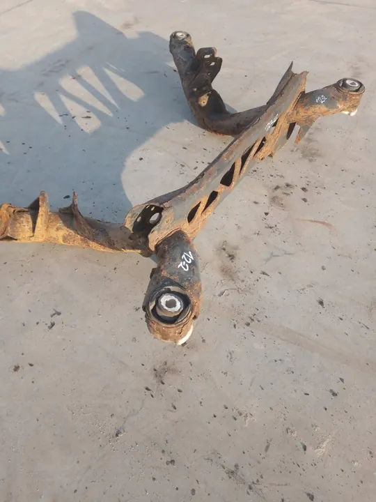 Traversa di Sospensione Posteriore Audi A4 B8 A5 8T 1.8 TFSI 2.0 TDI image 6