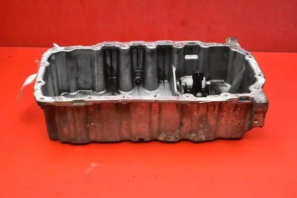 Oljetank 03G103603AB Skoda Superb 2 2.0 TDI 08-13 image 9