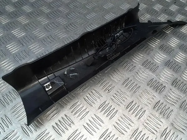 Right Front Pillar Cover CHEVROLET CAMARO 6.2L image 2