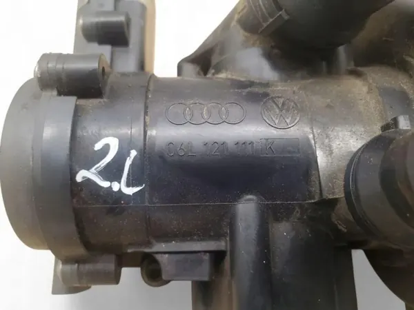 Waterpomp OEM 06L121111K voor Audi A3 S3 8V image 5