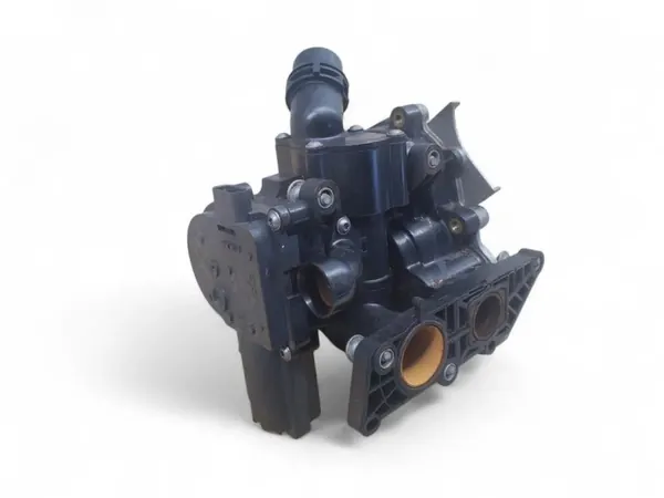 Waterpomp OEM 06L121111K voor Audi A3 S3 8V image 8