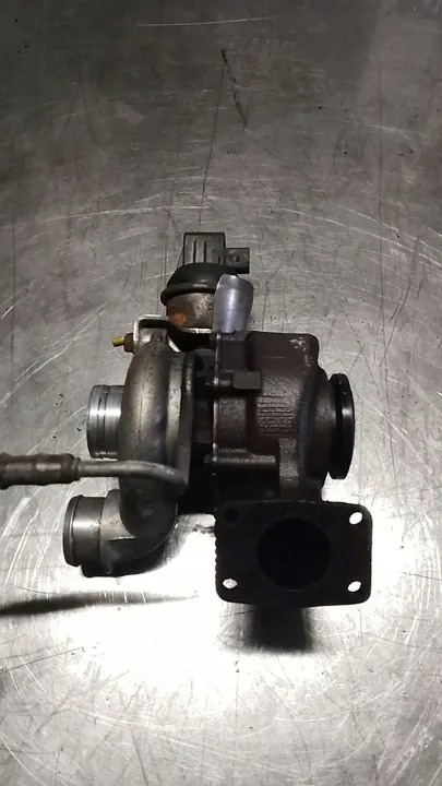 Turbo nuevo 4937707440 VW Crafter 2.5 163CV image 4