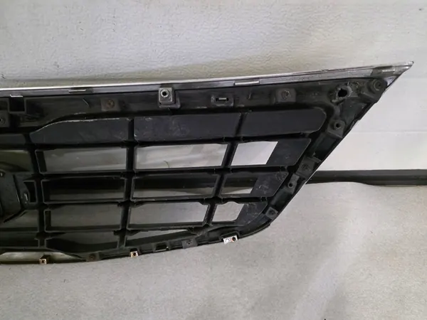 Grille avant Kia Sportage III 10-15 Original image 4