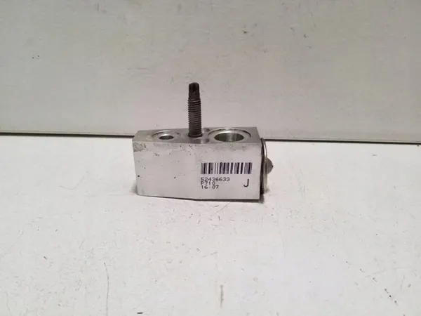 Soupape de détente climatisation Opel Ampera OEM 52436633 image 4
